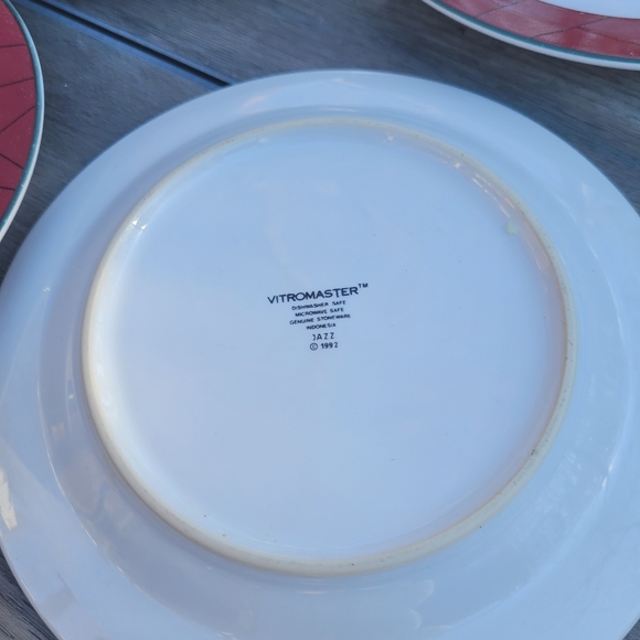 Vintage Vitromaster Salad Plates - Picture 4 of 5
